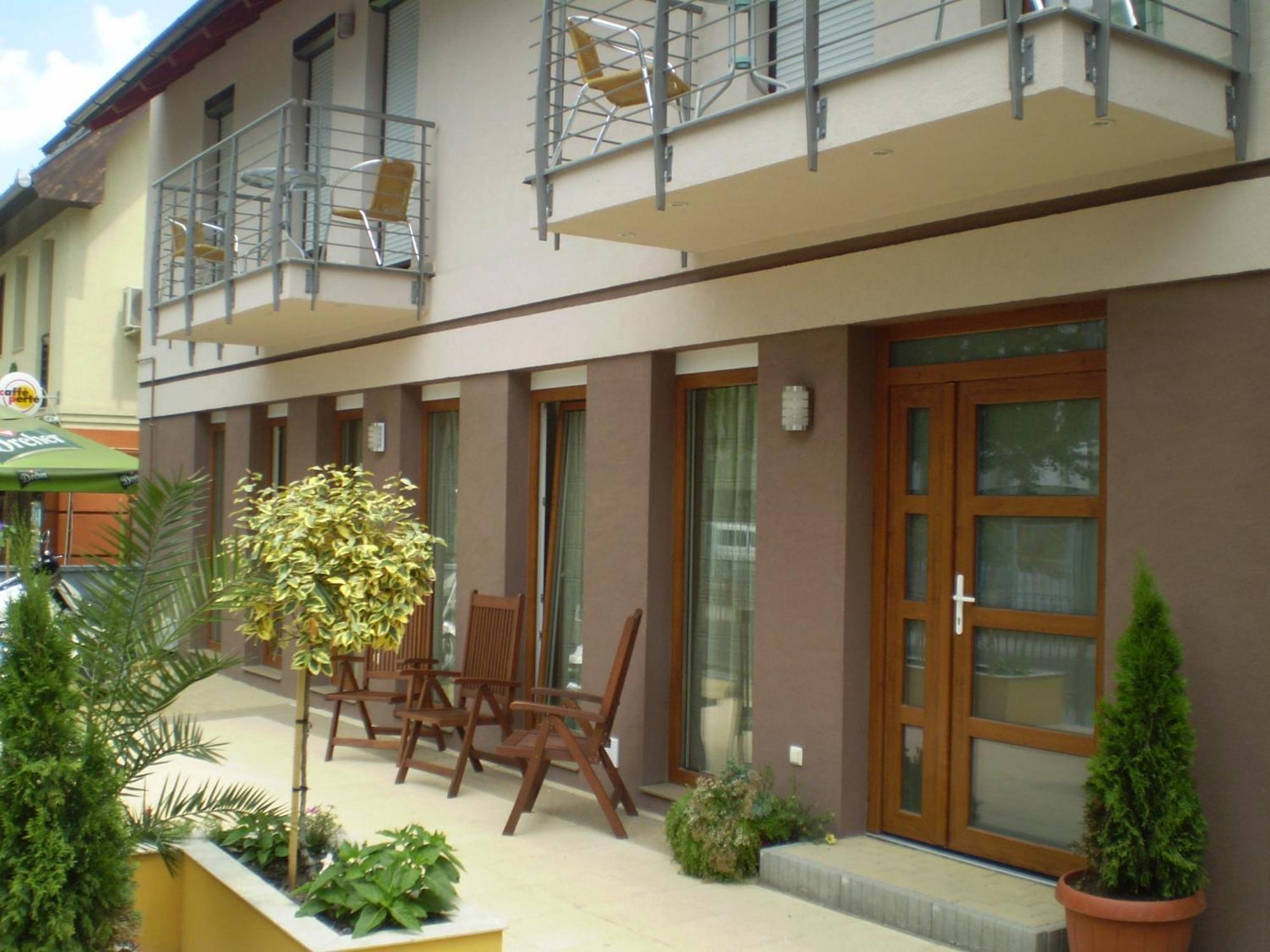 Mary Apartmanház Hévíz Exterior foto